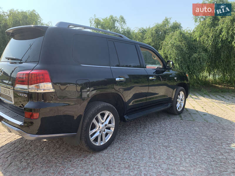 Позашляховик / Кросовер Lexus LX 2008 в Харкові