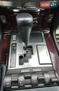 Внедорожник / Кроссовер Lexus LX 2011 в 