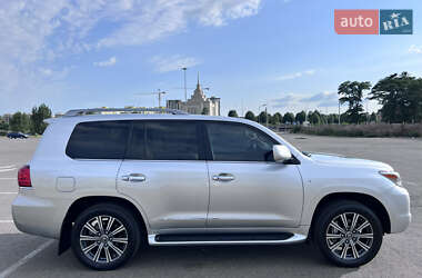 Позашляховик / Кросовер Lexus LX 2010 в 