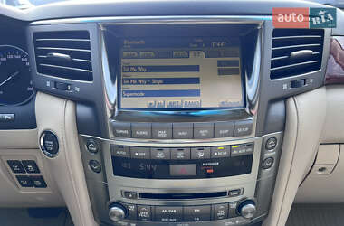 Позашляховик / Кросовер Lexus LX 2010 в 
