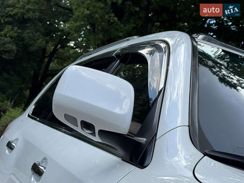 Позашляховик / Кросовер Lexus LX 2011 в Дрогобичі фото 16 Позашляховик / Кросовер Lexus LX 2011 в Дрогобичі