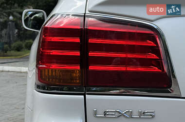 Позашляховик / Кросовер Lexus LX 2011 в 