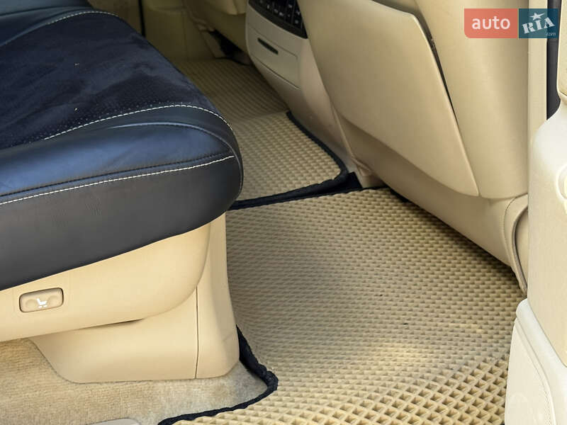 Позашляховик / Кросовер Lexus LX 2011 в Дрогобичі фото 92 Позашляховик / Кросовер Lexus LX 2011 в Дрогобичі