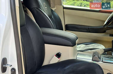 Позашляховик / Кросовер Lexus LX 2011 в 