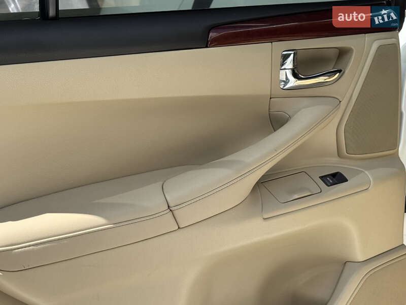 Позашляховик / Кросовер Lexus LX 2011 в Дрогобичі фото 151 Позашляховик / Кросовер Lexus LX 2011 в Дрогобичі