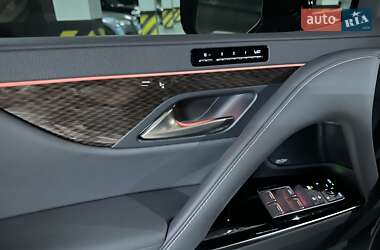 Позашляховик / Кросовер Lexus LX 2023 в 