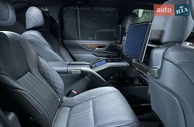 Позашляховик / Кросовер Lexus LX 2023 в 