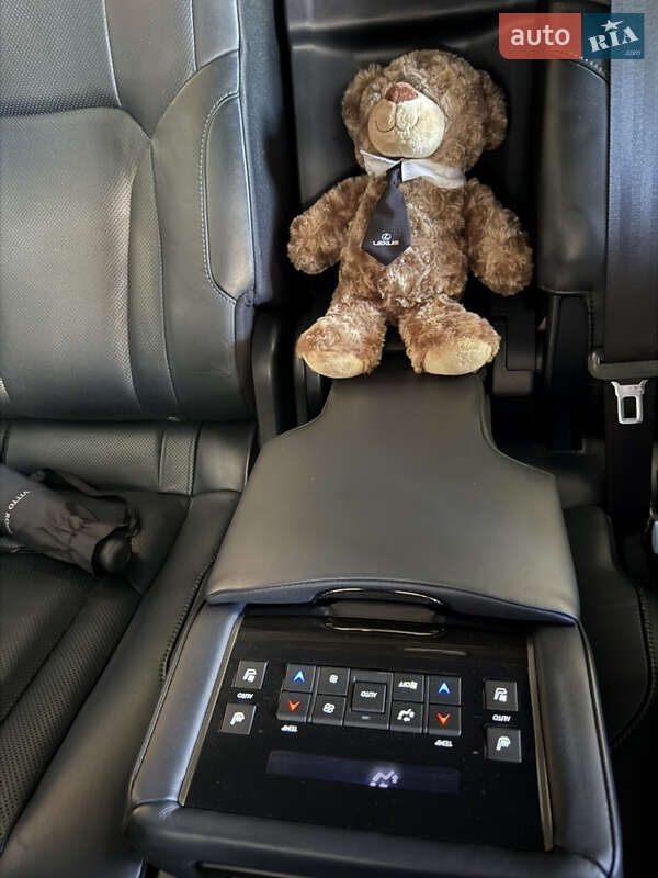 Внедорожник / Кроссовер Lexus LX 2016 в Киеве фото 18 Внедорожник / Кроссовер Lexus LX 2016 в Киеве