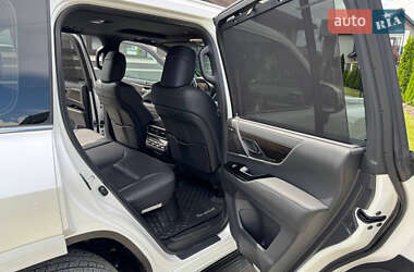 Позашляховик / Кросовер Lexus LX 2022 в 