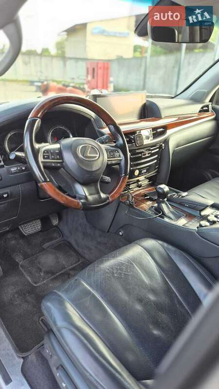 Внедорожник / Кроссовер Lexus LX 2016 в Львове