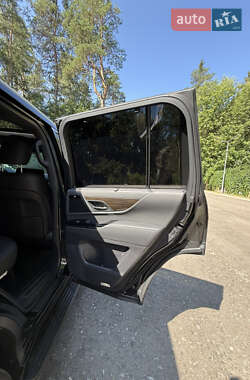 Позашляховик / Кросовер Lexus LX 2022 в 