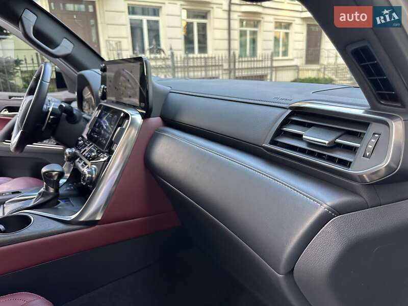 Внедорожник / Кроссовер Lexus LX 2022 в Киеве