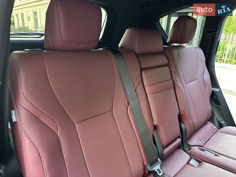 Внедорожник / Кроссовер Lexus LX 2022 в Киеве