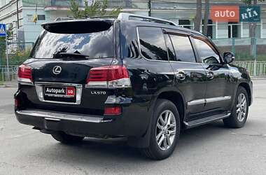 Позашляховик / Кросовер Lexus LX 2012 в 
