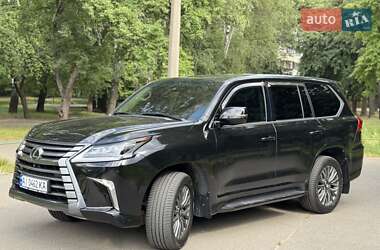 Внедорожник / Кроссовер Lexus LX 2016 в 
