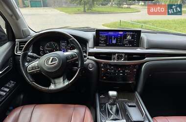 Внедорожник / Кроссовер Lexus LX 2016 в 