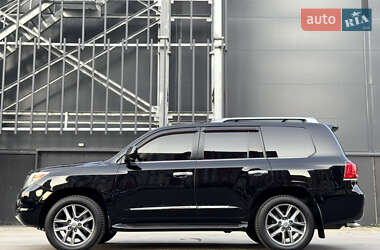 Позашляховик / Кросовер Lexus LX 2010 в 