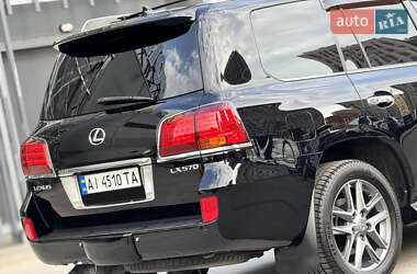 Позашляховик / Кросовер Lexus LX 2010 в 