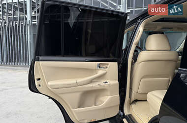Позашляховик / Кросовер Lexus LX 2010 в 