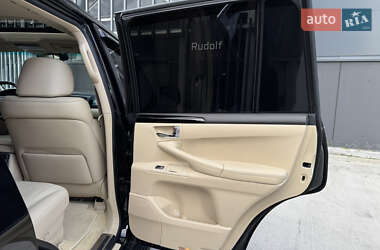 Позашляховик / Кросовер Lexus LX 2010 в 