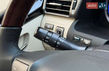 Позашляховик / Кросовер Lexus LX 2010 в 