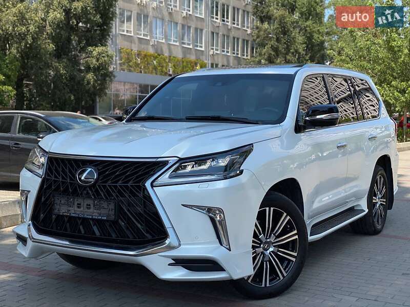 Lexus LX 2019