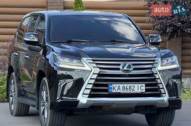 Внедорожник / Кроссовер Lexus LX 2017 в 