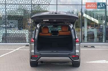 Внедорожник / Кроссовер Lexus LX 2023 в 