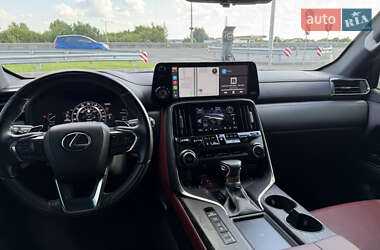 Внедорожник / Кроссовер Lexus LX 2023 в 