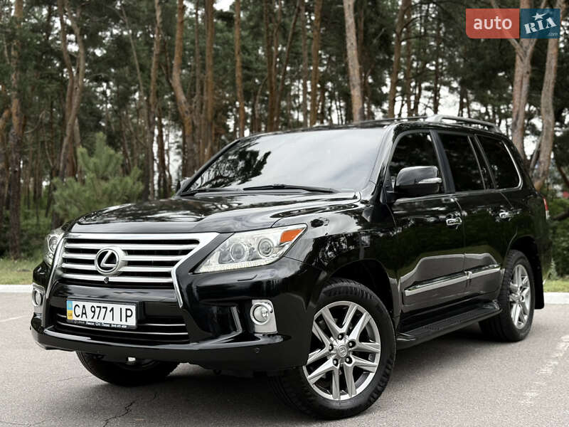 Внедорожник / Кроссовер Lexus LX 2012 в Киеве
