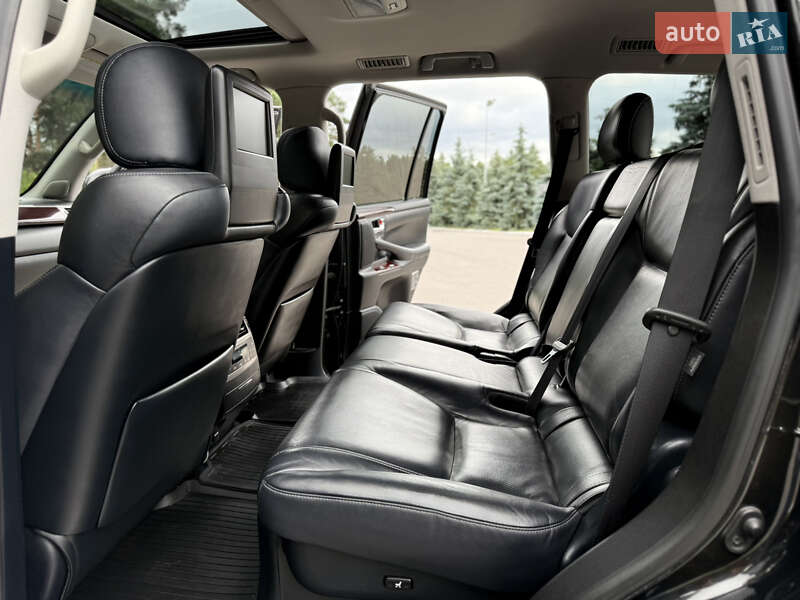 Внедорожник / Кроссовер Lexus LX 2012 в Киеве