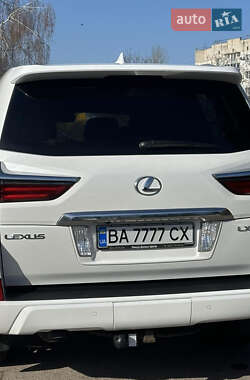 Внедорожник / Кроссовер Lexus LX 2017 в 