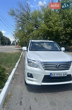 Внедорожник / Кроссовер Lexus LX 2008 в 