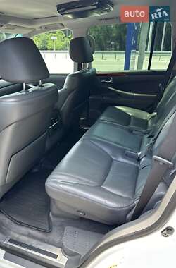 Внедорожник / Кроссовер Lexus LX 2008 в 
