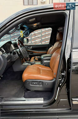 Позашляховик / Кросовер Lexus LX 2014 в 