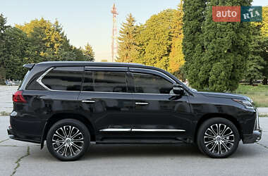 Позашляховик / Кросовер Lexus LX 2016 в 
