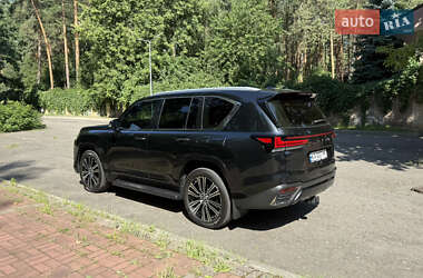 Позашляховик / Кросовер Lexus LX 2022 в 