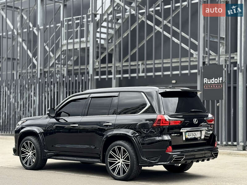 Позашляховик / Кросовер Lexus LX 2016 в Києві