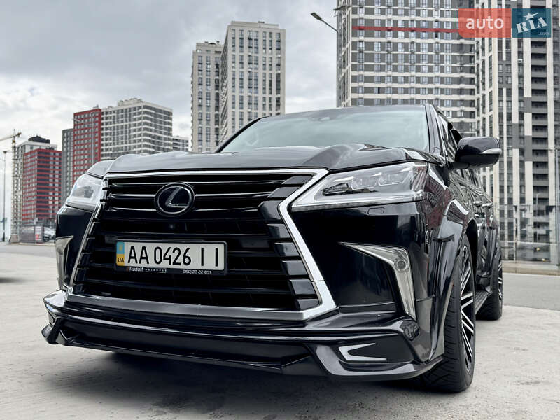 Позашляховик / Кросовер Lexus LX 2016 в Києві