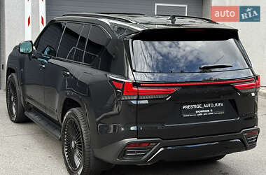 Внедорожник / Кроссовер Lexus LX 2022 в 