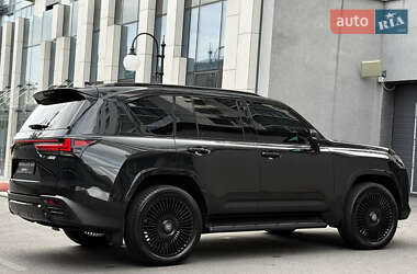 Внедорожник / Кроссовер Lexus LX 2022 в 