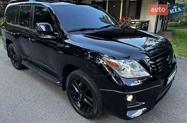 Внедорожник / Кроссовер Lexus LX 2010 в 
