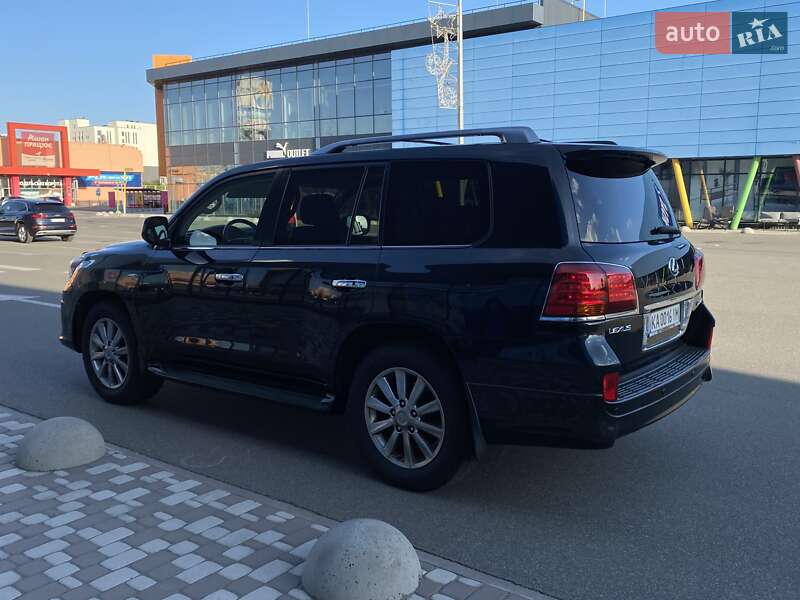 Внедорожник / Кроссовер Lexus LX 2011 в Киеве