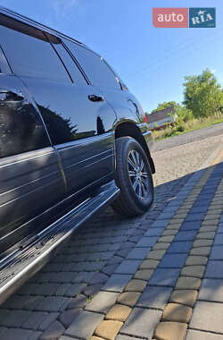 Позашляховик / Кросовер Lexus LX 2007 в 