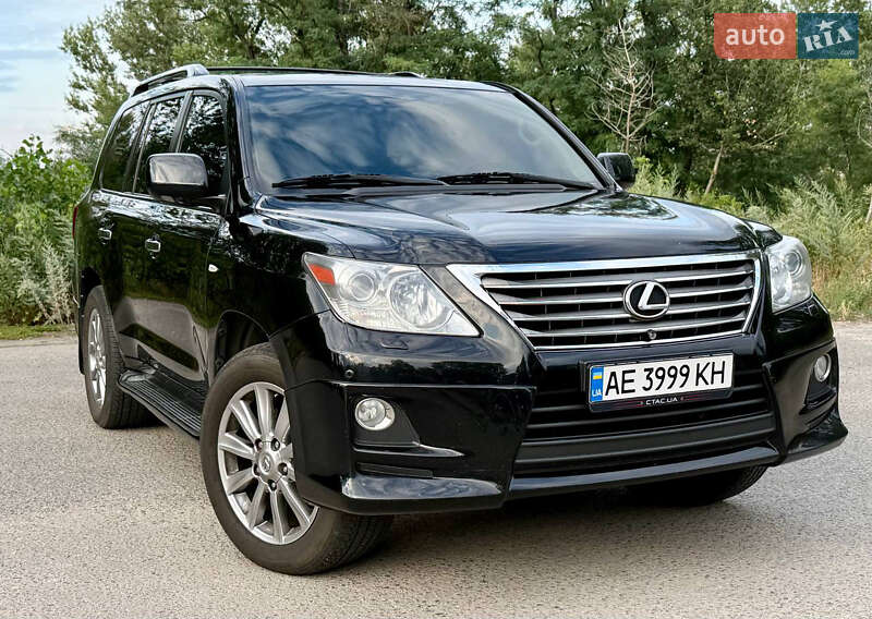 Внедорожник / Кроссовер Lexus LX 2010 в Днепре