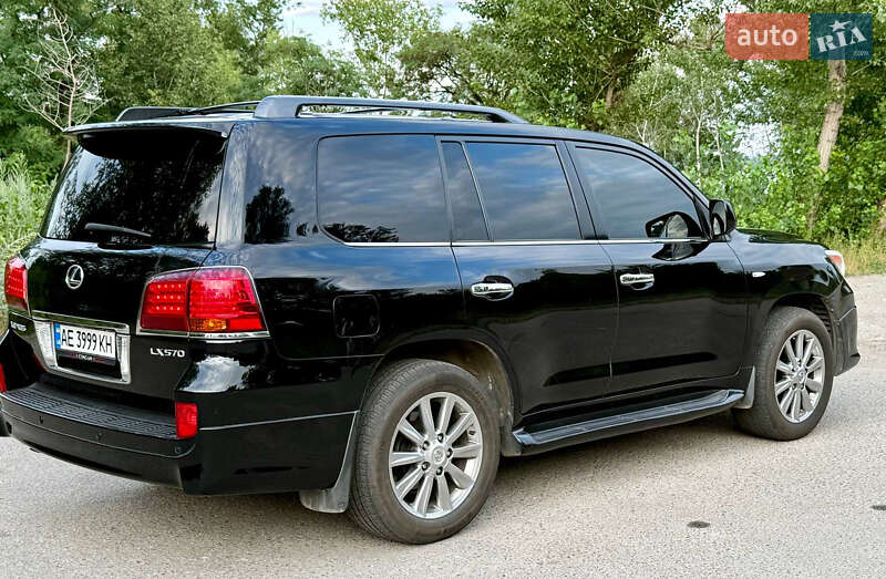 Внедорожник / Кроссовер Lexus LX 2010 в Днепре