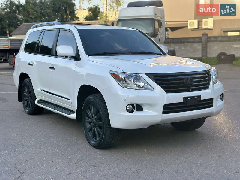Внедорожник / Кроссовер Lexus LX 2008 в Ровно