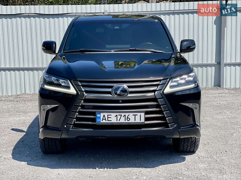 Внедорожник / Кроссовер Lexus LX 2017 в Каменском
