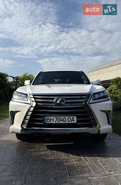 Внедорожник / Кроссовер Lexus LX 2020 в 
