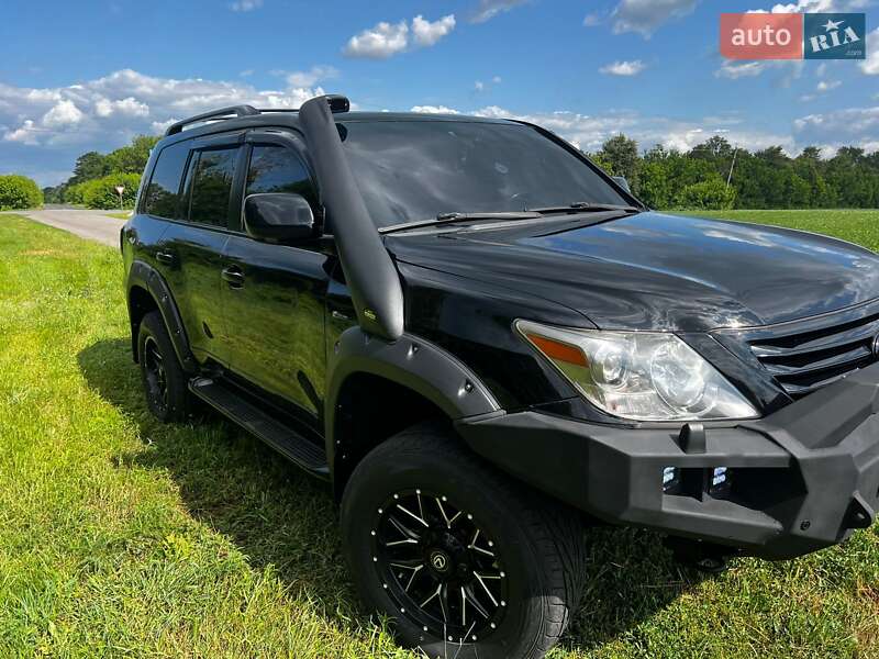 Позашляховик / Кросовер Lexus LX 2008 в Харкові
